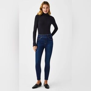 Spanx Skinny Ankle Jeans - Like New!!